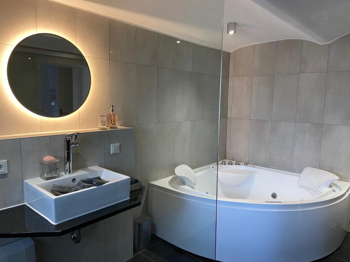 Luxus Ferienwohnung Mit Whirlpool Runkel 外观 照片